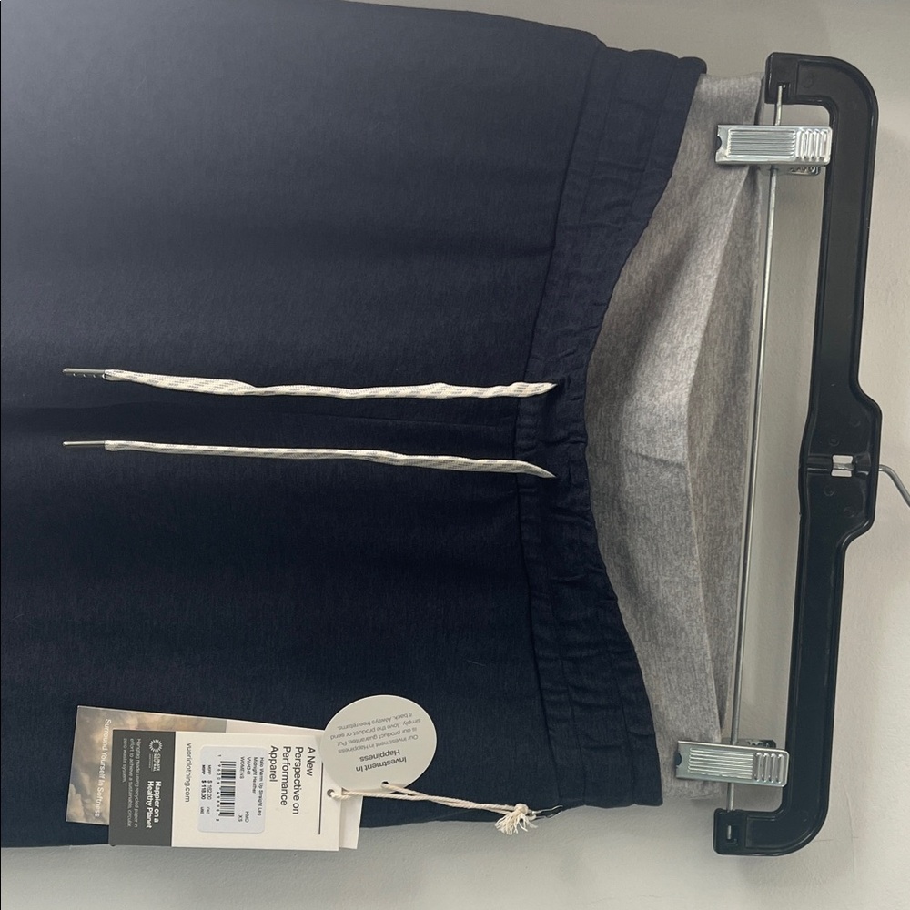 Vuori Halo Warm Up. Double waistband NWT - Picture 4 of 5